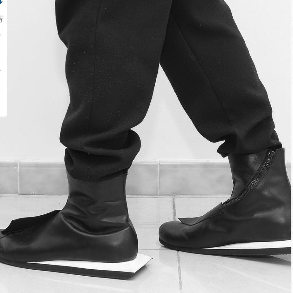 New Ankle Boots by VOID SHOES, New York, in original dust bag - Picture 4 of 10